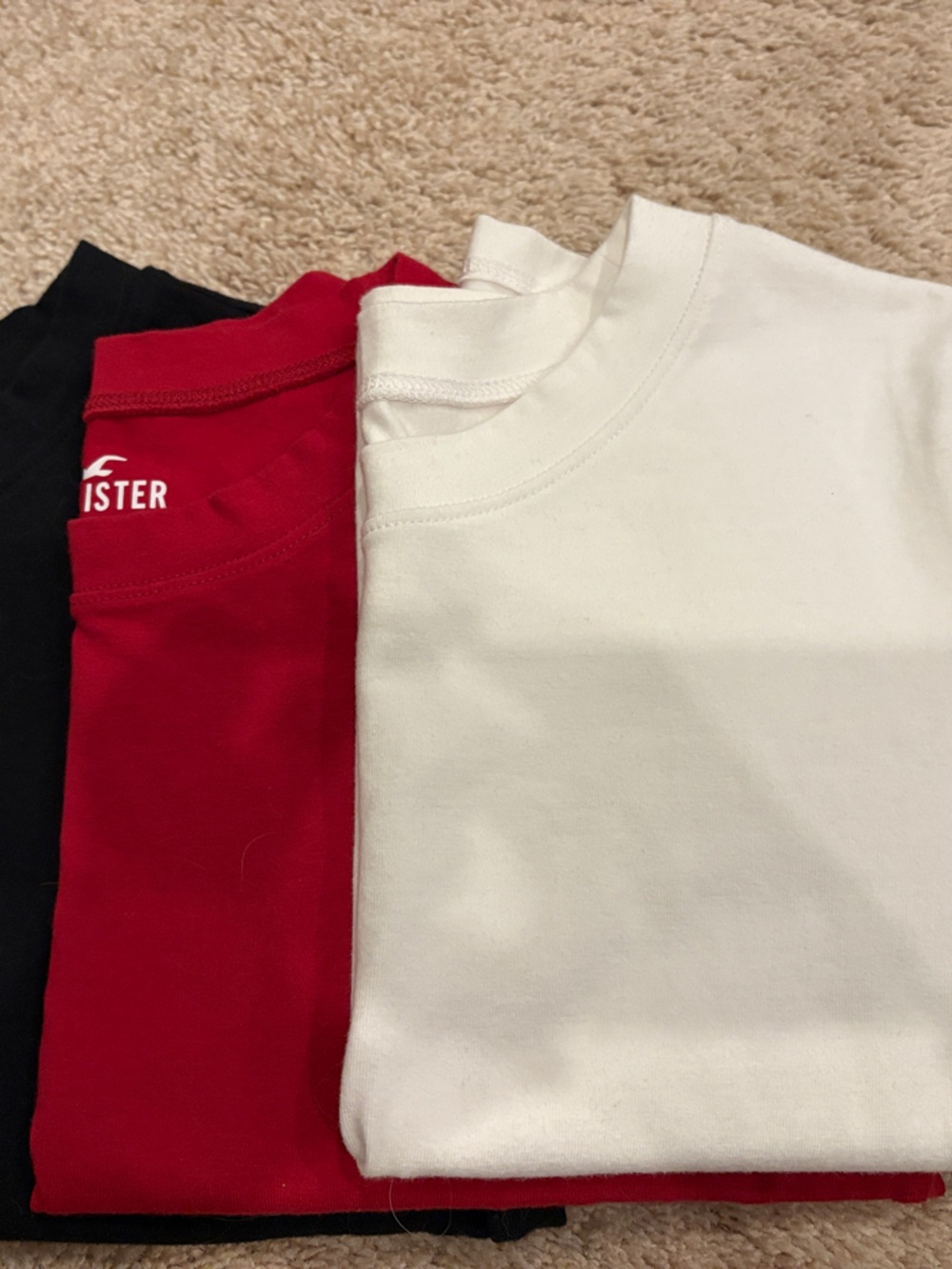 Hollister XS Kids Short Sleeve Crew Tees - White, Red, Black